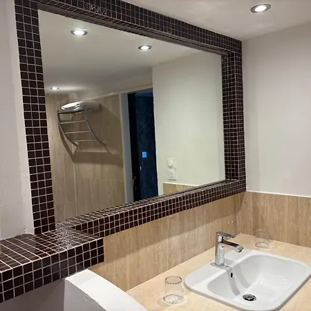 Hotel apartamentowy Carlina Biarritz